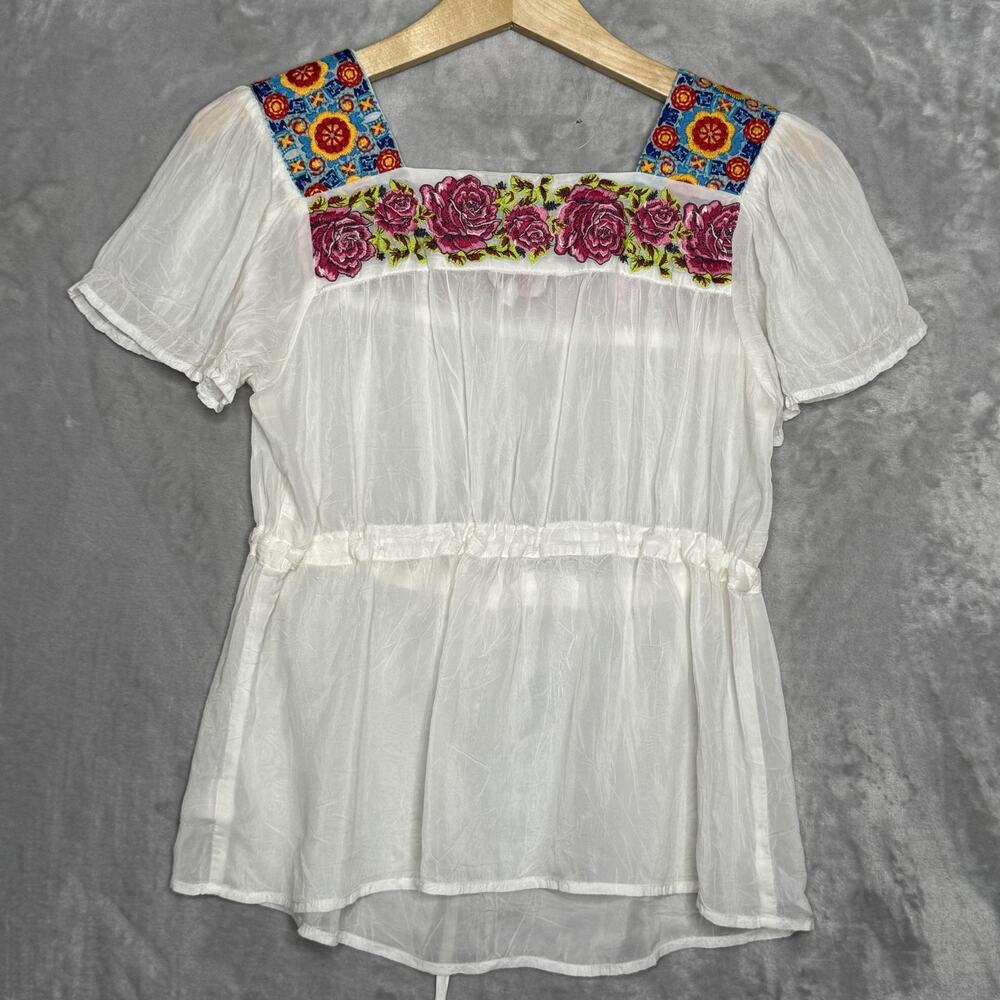 Johnny Was Blouse Womens XS White Embroidered Floral Boho Sheer Rayon Top - Picture 2 of 10